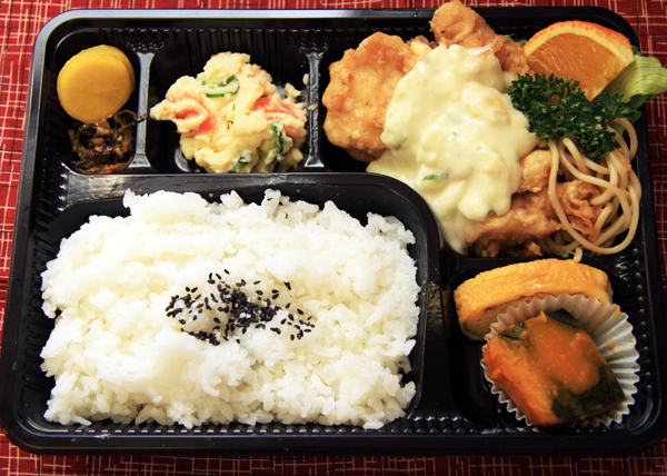 菜な屋　チキン南蛮