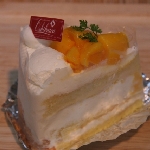 マンゴーのショートケーキ