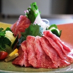 宮崎黒毛和牛のお刺身1,800円